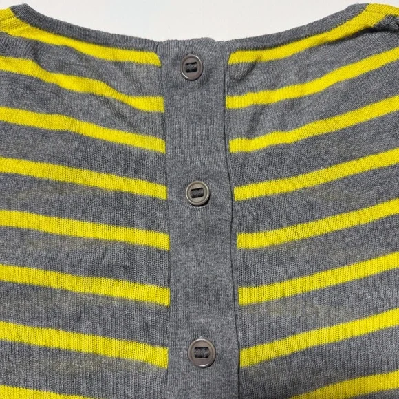 Leroy & Perry Lightweight Sweater Button Down Back - Picture 3 of 4